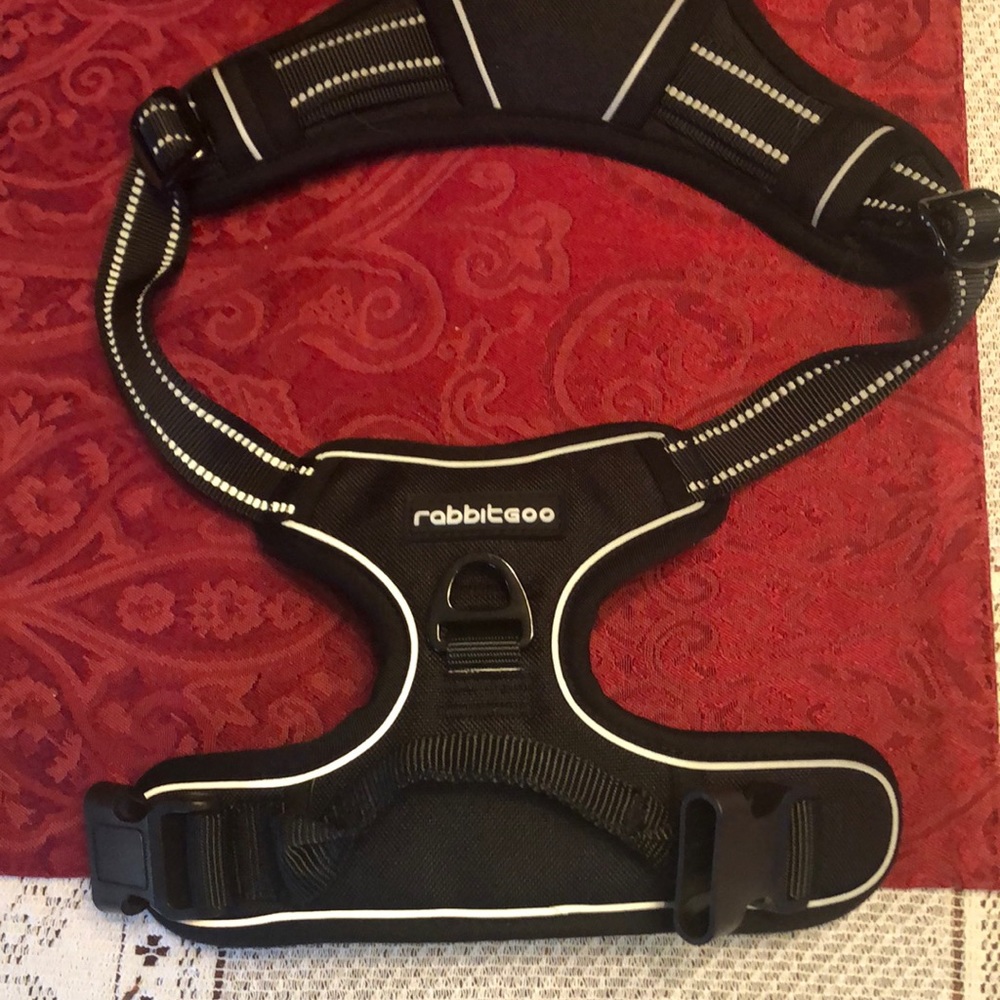 Dog Harness X Large Size; Rabbit Goo No Pull Brand Black Color; NEW Without Tag!